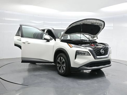 Used 2023 Nissan Rogue SV FWD image 45