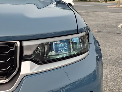New 2026 Jeep Grand Cherokee Limited AWD/4WD image 9