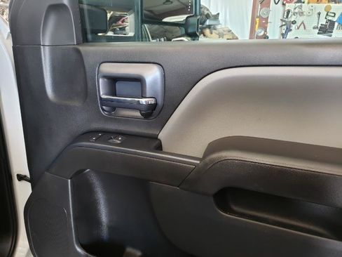 Used 2019 Chevrolet Silverado 2500 W/T w/ WT Convenience Package AWD/4WD image 22
