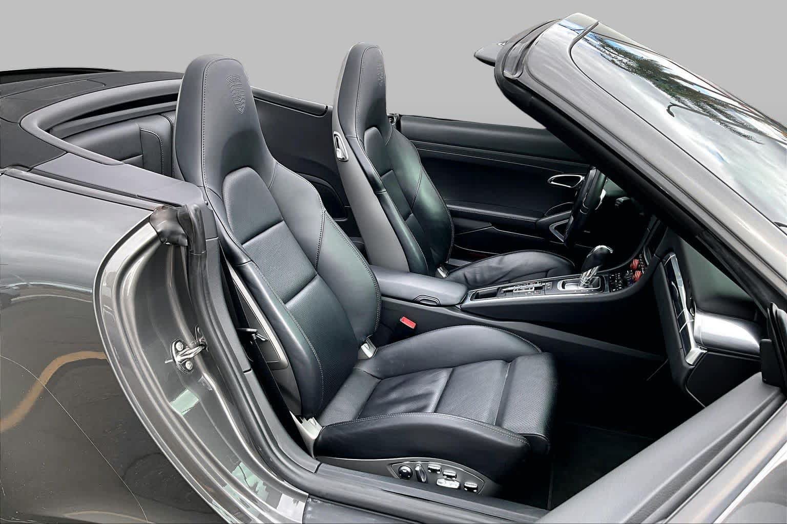 Used 2014 Porsche 911 Carrera RWD image 8