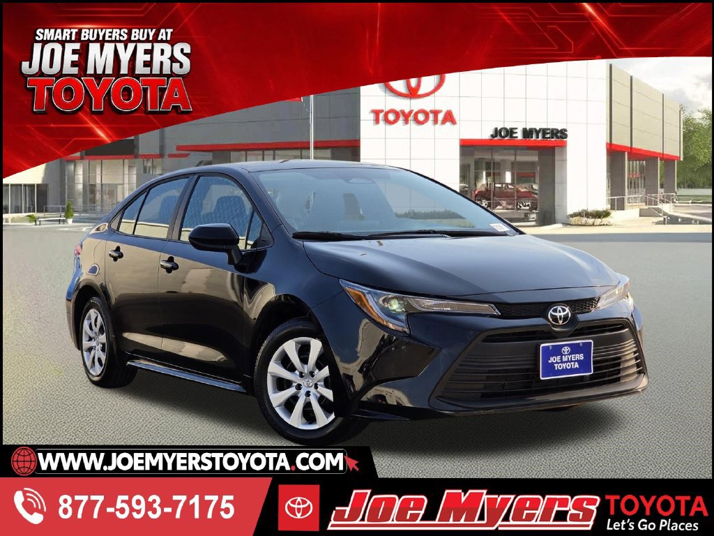Used 2026 Toyota Corolla LE FWD image 1