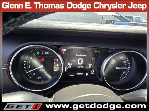 Used 2021 Jeep Wrangler Unlimited Sahara w/ Safety Group AWD/4WD image 16