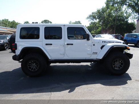Used 2023 Jeep Wrangler Unlimited Rubicon 392 w/ Xtreme Recon 35" Tire Package AWD/4WD image 4