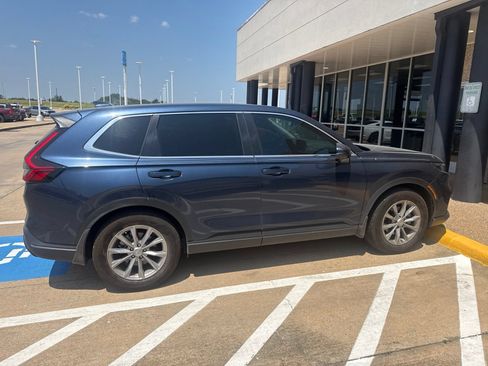 Used 2025 Honda CR-V EX-L image 8