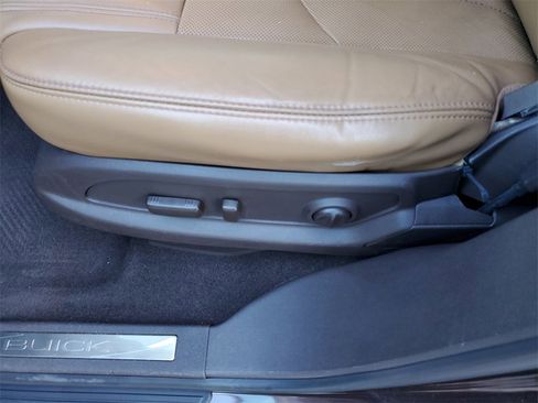 Used 2017 Buick Enclave Leather image 24