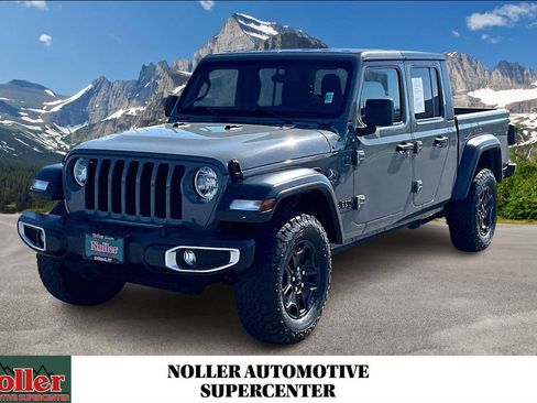 Used 2023 Jeep Gladiator Sport AWD/4WD image 1