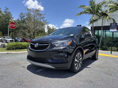 Used 2021 Buick Encore Preferred w/ Safety Package FWD image 31