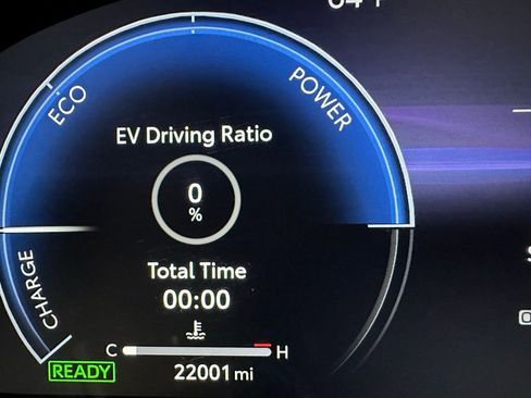 Used 2025 Toyota Camry XSE image 23