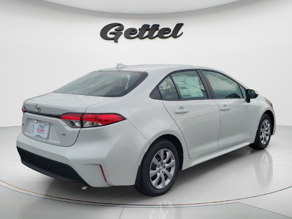 New 2027 Toyota Corolla LE FWD image 5