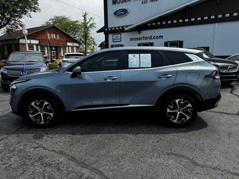 Used 2023 Kia Sportage EX FWD image 8