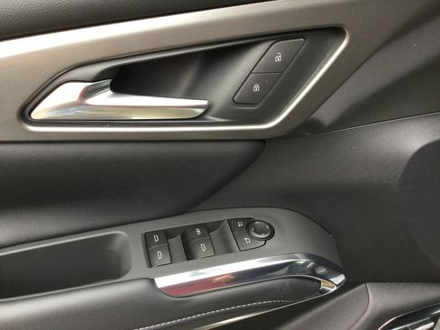 New 2026 Chevrolet Traverse LT w/ Enhanced Driving Package image 8