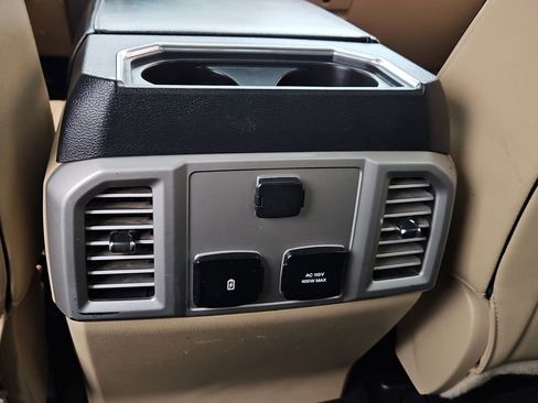 Used 2017 Ford F250 Lariat w/ Chrome Package AWD/4WD image 21