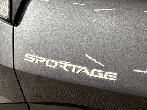 Used 2023 Kia Sportage EX AWD/4WD image 24