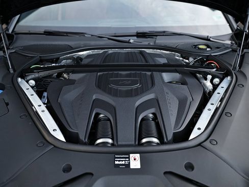 New 2026 Porsche Panamera 4 image 32