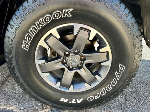 Used 2018 Nissan Frontier Desert Runner RWD image 26