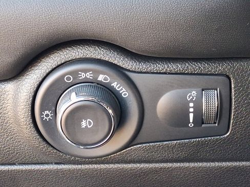 Used 2023 Dodge Durango Citadel image 26