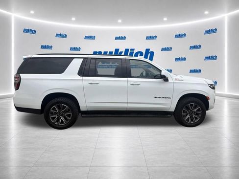 Certified 2023 Chevrolet Suburban Z71 w/ Luxury Package AWD/4WD image 4