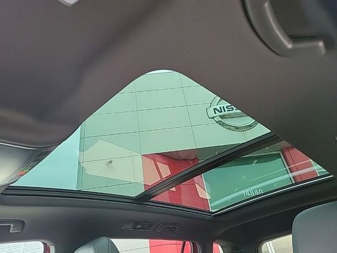 Used 2019 Volkswagen Tiguan SEL R-Line image 38