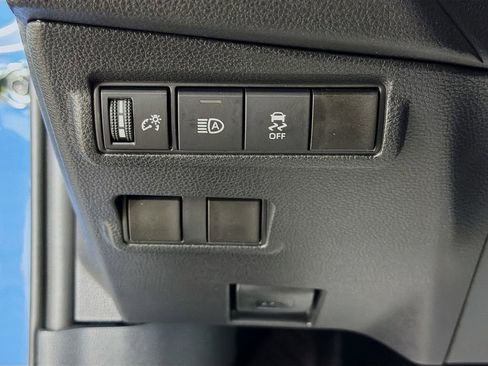 New 2026 Toyota Corolla Cross LE AWD/4WD image 10
