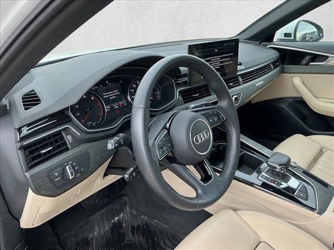 Used 2023 Audi A4 2.0T Premium w/ Convenience Package image 10