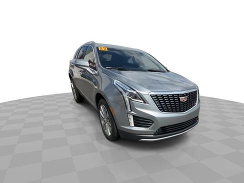 Certified 2023 Cadillac XT5 Premium Luxury AWD/4WD image 2