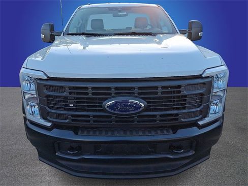 New 2025 Ford F550 2WD Regular Cab Super Duty image 2