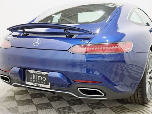 Used 2017 Mercedes-Benz AMG GT Base w/ Exclusive Interior Package image 14