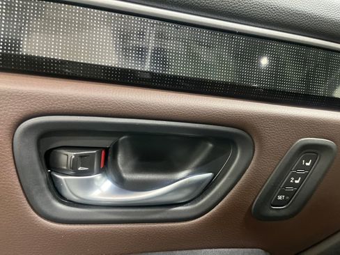 Used 2023 Honda Pilot Elite image 13