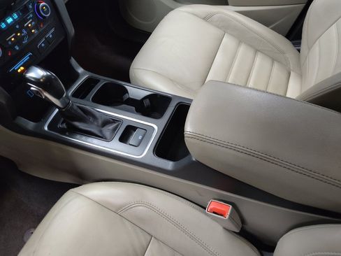Used 2018 Ford Escape SEL FWD image 26