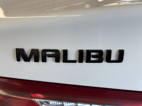Used 2024 Chevrolet Malibu LT w/ Sport Edition FWD image 10