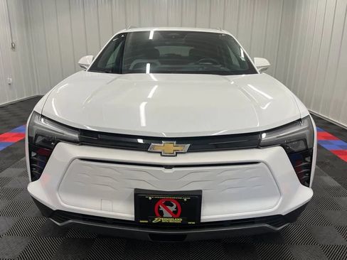 Used 2024 Chevrolet Blazer EV LT AWD/4WD image 9