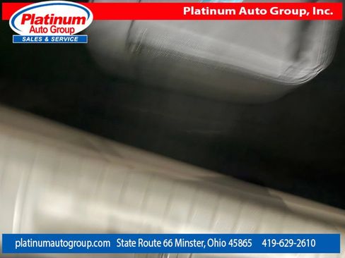 Used 2023 Chrysler Pacifica Limited FWD image 34