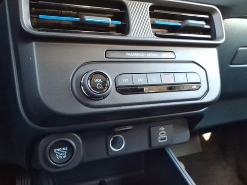 New 2026 Ford Maverick Lobo AWD/4WD image 26