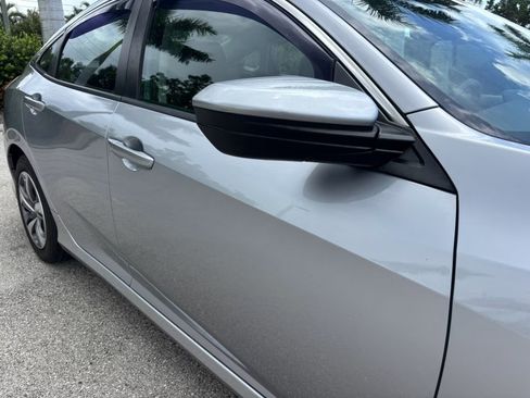 Used 2019 Honda Civic LX image 10