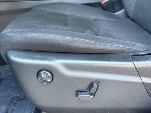 Used 2024 Dodge Durango SXT image 12