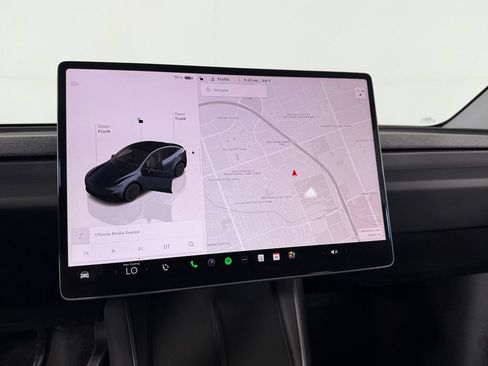 Used 2026 Tesla Model Y 2WD image 15