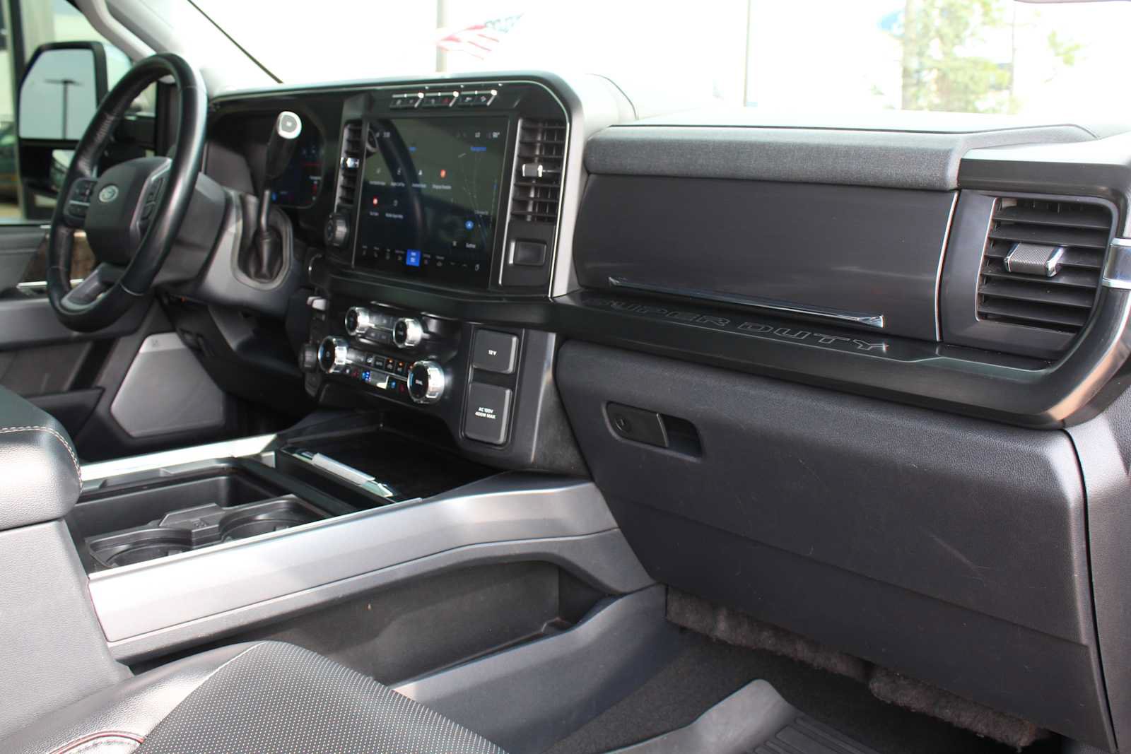 Used 2024 Ford F450 Lariat w/ Lariat Ultimate Package AWD/4WD image 21