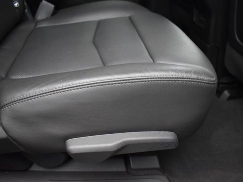 Used 2020 Cadillac XT6 Premium Luxury image 35