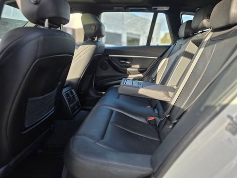 Used 2017 BMW 330i xDrive Wagon AWD/4WD image 17