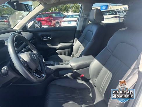 Used 2024 Honda HR-V EX-L image 16