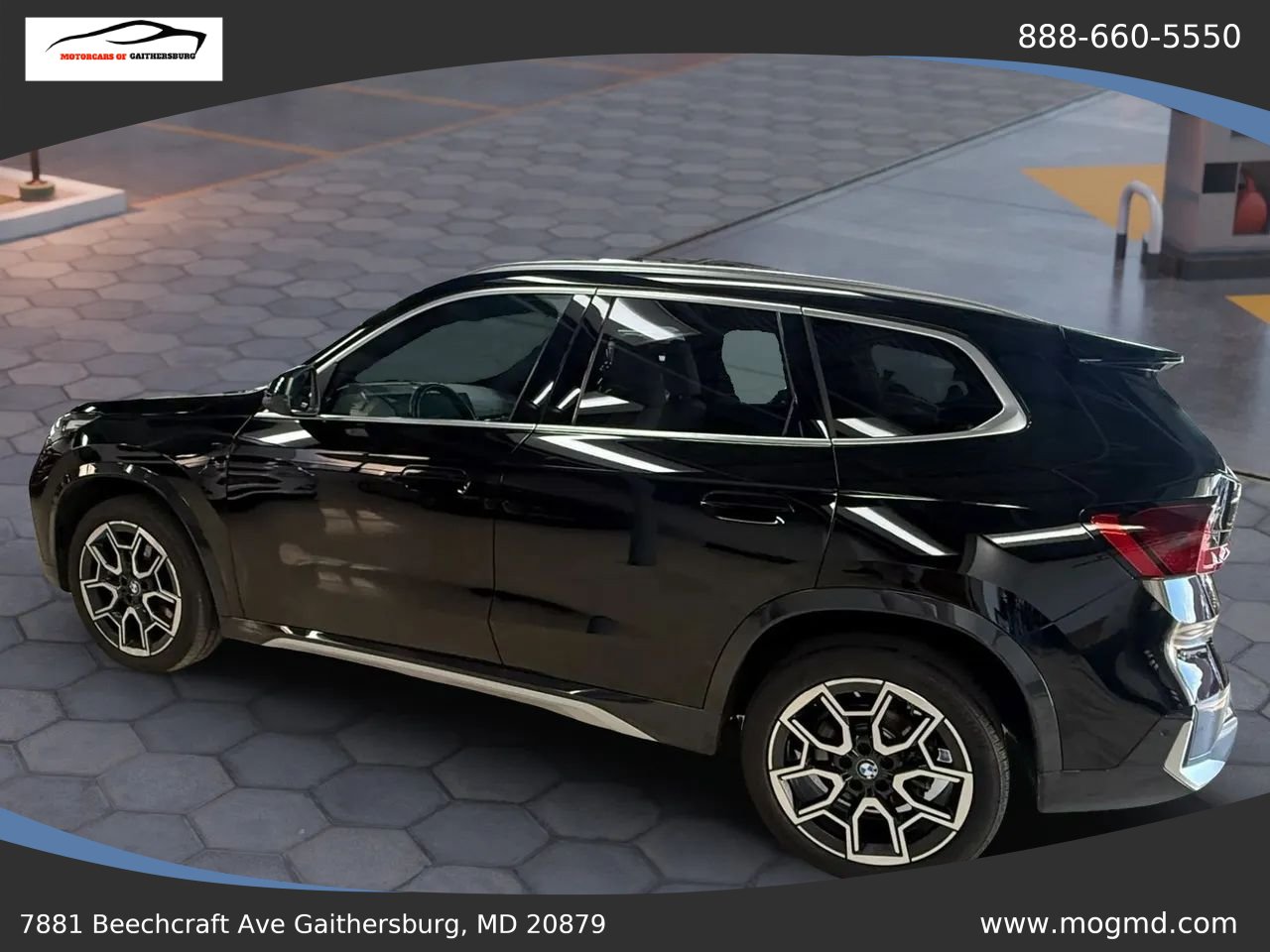 Used 2025 BMW X1 xDrive28i w/ Premium Package AWD/4WD image 3