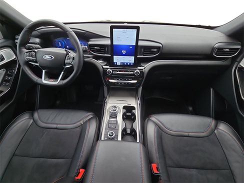 Used 2024 Ford Explorer ST w/ Equipment Group 401A image 9