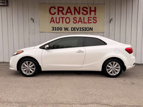 Used 2014 Kia Forte Koup EX image 21