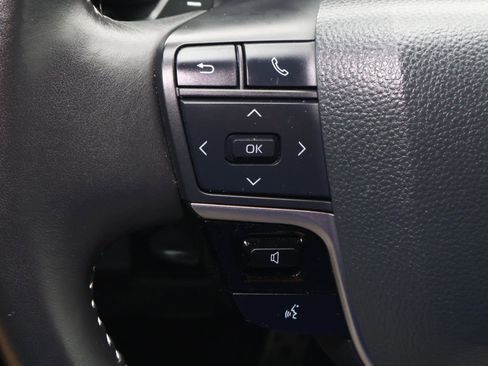 Used 2025 Toyota Camry LE image 24