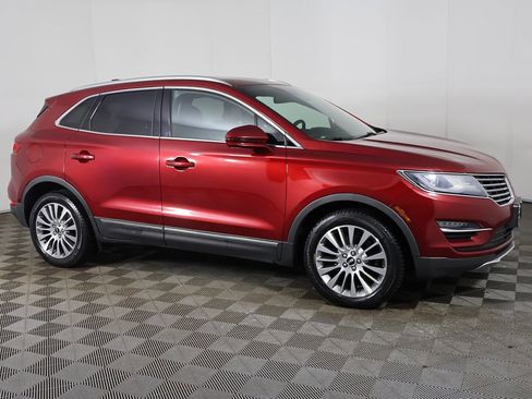 Used 2017 Lincoln MKC Reserve image 18