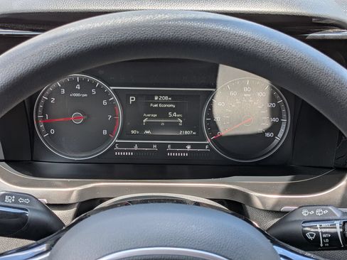 Used 2023 Kia Sorento LX FWD image 21