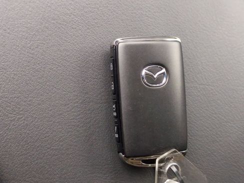 New 2025 MAZDA CX-5 Carbon Edition image 33