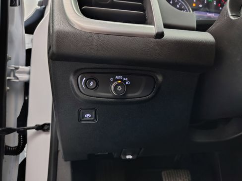 Used 2022 GMC Terrain SLE w/ Driver Convenience Package AWD/4WD image 43