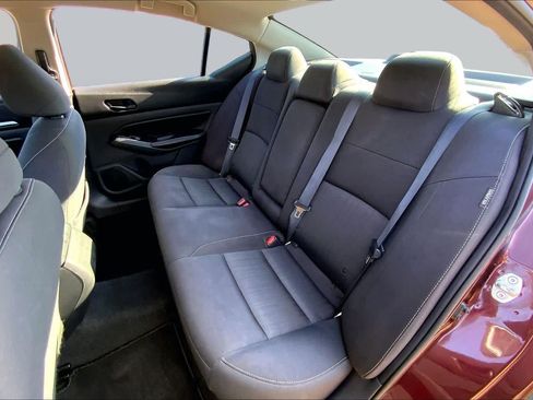 Used 2023 Nissan Altima 2.5 SV FWD image 21