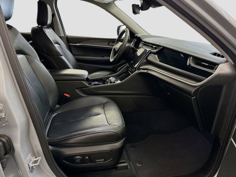 Used 2022 Jeep Grand Cherokee Limited 4xe image 34